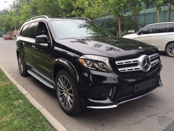 奔驰GLS450加版高水准驾乘 新价畅销