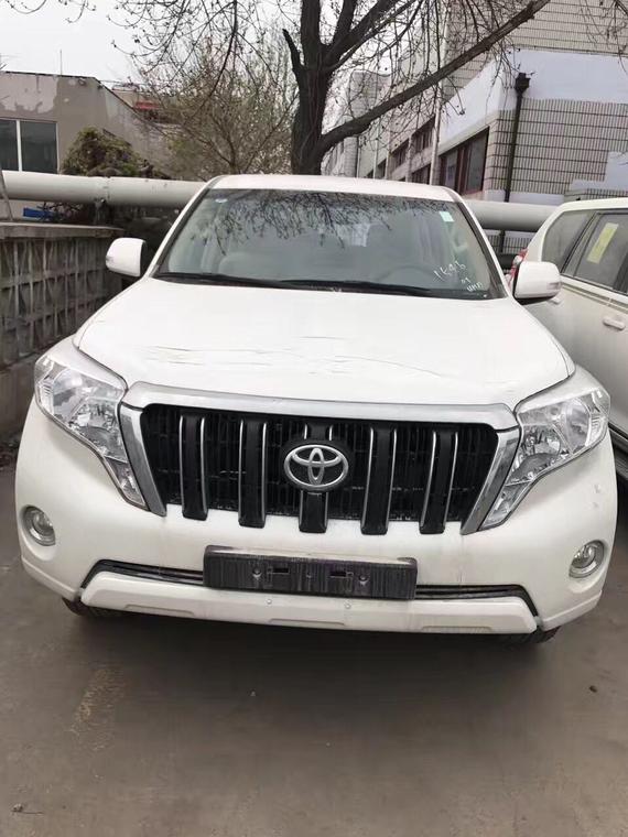 17款丰田霸道2700普拉多男神花落谁家