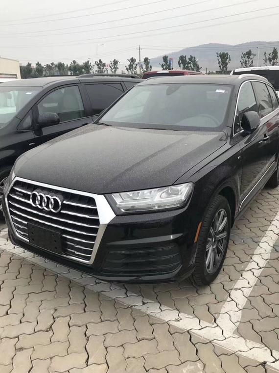 17款加版奥迪Q7领先科技设计惊艳眼球