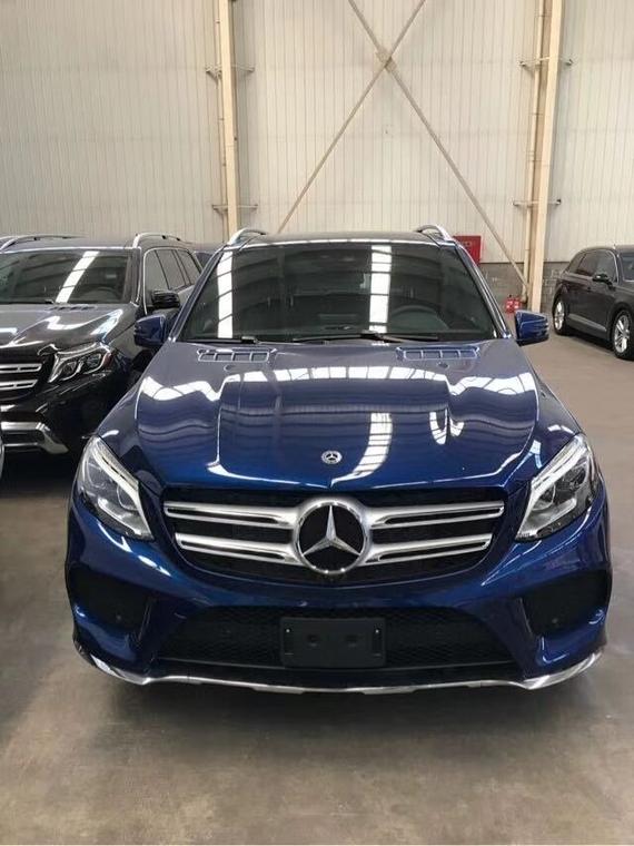 2017款奔驰GLE400加版 一天特价83.5万