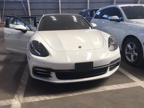 17款保时捷帕纳梅拉 4S行政加长尊贵跑车