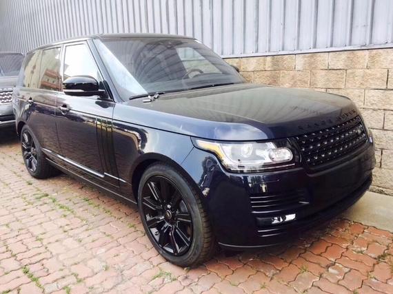 2017款路虎揽胜行政 美规黑耀版帅气出行