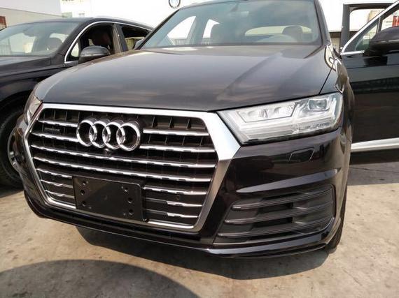 2017款奥迪Q7鼎力钜惠 奥迪劲惠速度降