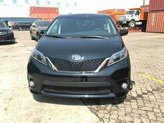 2017款丰田塞纳商务 奢华空间乐享非凡