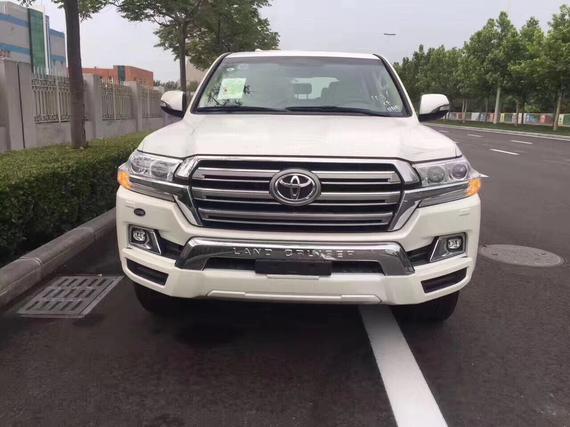 17款中东丰田酷路泽4600原装进口越野促