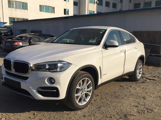 17款宝马X6墨版现车优惠报价 店内促销