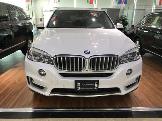 17款宝马X5双涡轮现车 优惠可分期