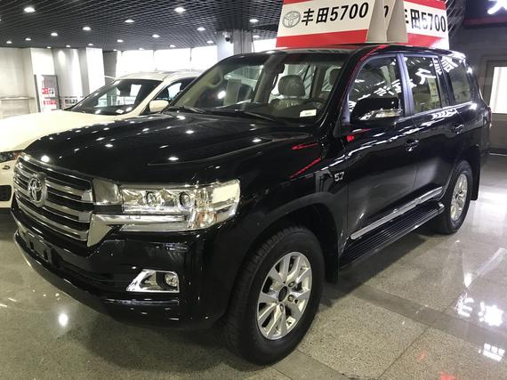 中东丰田酷路泽5700 黑色现车17款报价