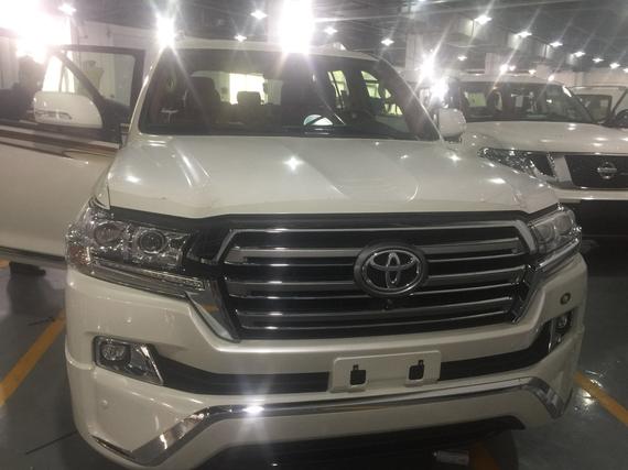 17款丰田酷路泽4000 疯狂降价惠行不尽