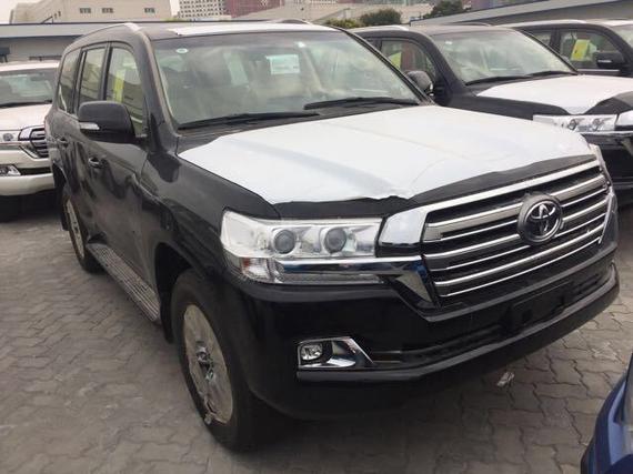 2017款丰田酷路泽5700 实力越野无所不能