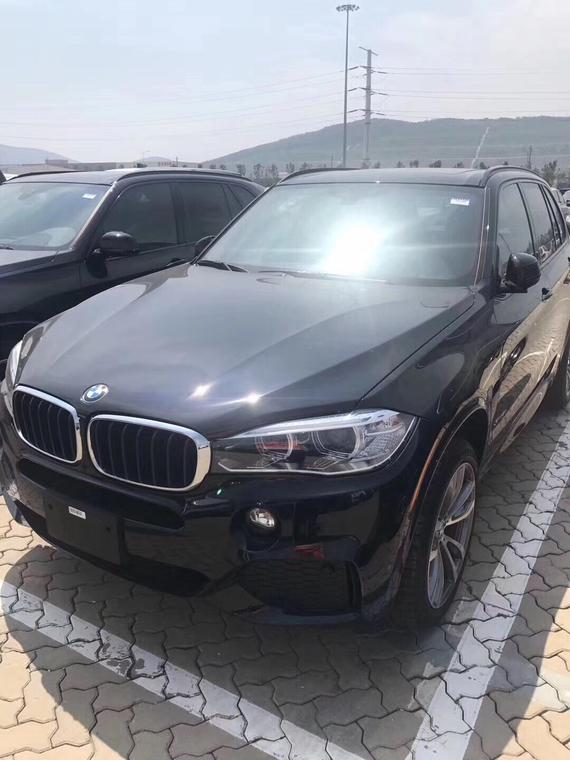 17款加版宝马X5 3.0T汽油钜惠狂欢嗨购