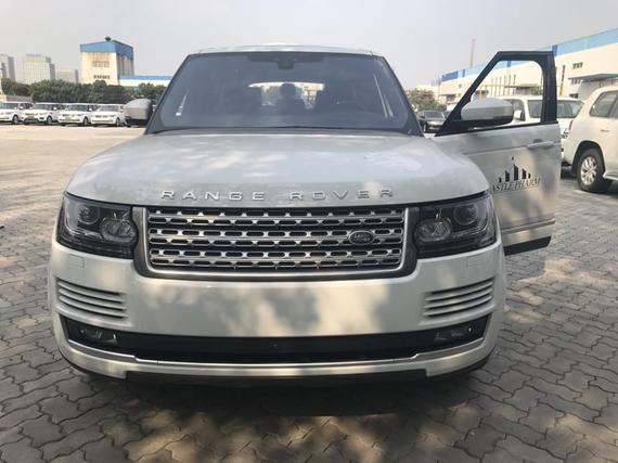 17款路虎揽胜行政 汽油版越野狂飙底价