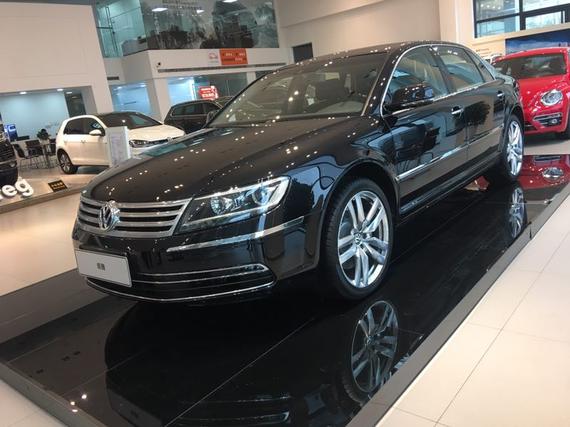 大众辉腾3.6尊享型 现车优惠价最后两台