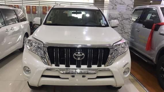 17款天窗遥启版丰田霸道4000越野实拍