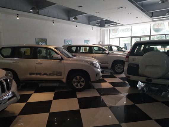 2017款丰田霸道4000特价机会难得优惠多