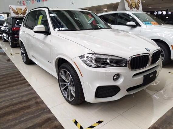 17款宝马x5M现车爆惠 尽享十足霸气风范