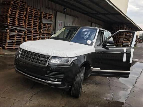 2017款路虎揽胜行政 汽油SUV爆惠价登场