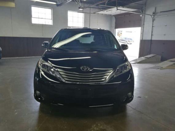 2017款丰田塞纳 进口商务助您无忧畅行