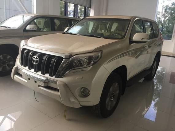 2017款丰田霸道2700 普拉多优惠满冬季