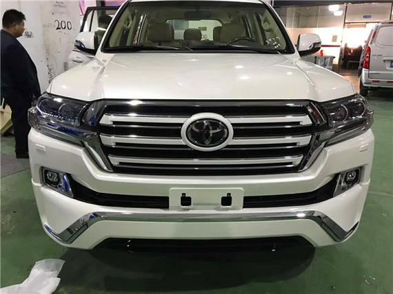 17丰田中东限量版酷路泽4000GXR尖端越野