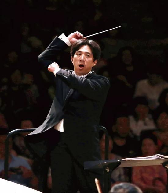 指挥家排名_音乐指挥家图片