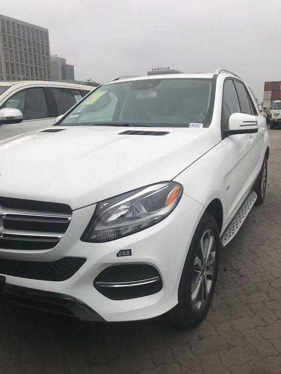 2018款奔驰GLE550钜惠插电混动环保首选