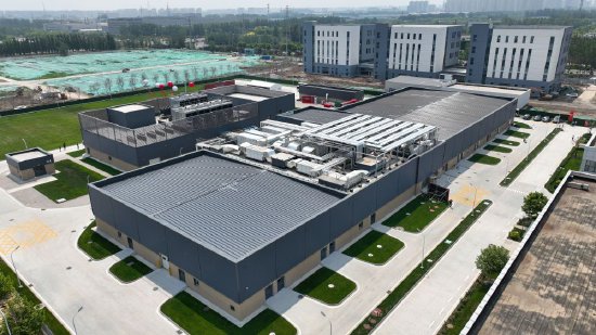 这是5月10日在天津拍摄的丹佛斯全球制冷研发测试中心（无人机照片）。新华社记者 孙凡越 摄