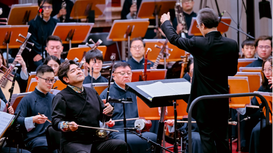 香港中乐团与天津音乐学院的演出]