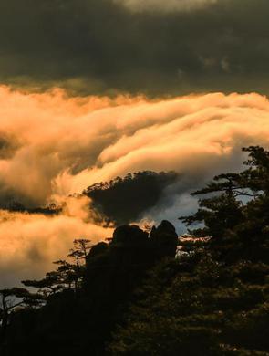 安徽黄山“海”上日出