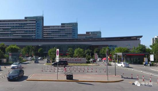 北辰集中治理第二儿童医院周围违章车辆