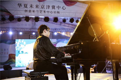 中央音乐学院青年钢琴演奏者杨浩坤带来钢琴独奏
