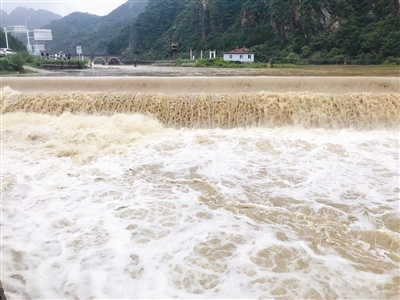 本市蓟州区泃河昨天出现今夏第二次洪峰