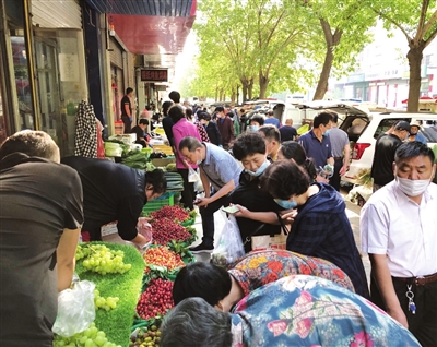 “台阶早市”现状