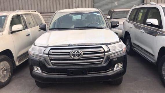 18款丰田酷路泽5700GXR现车配置大全