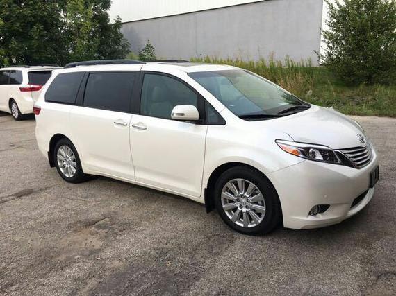 17加版丰田塞纳两驱LTD顶配3.5L独惠津门