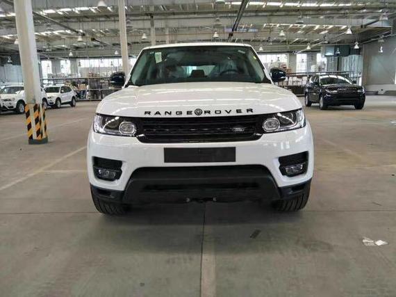 17款路虎揽胜运动3.0汽油HSE 十足畅销款