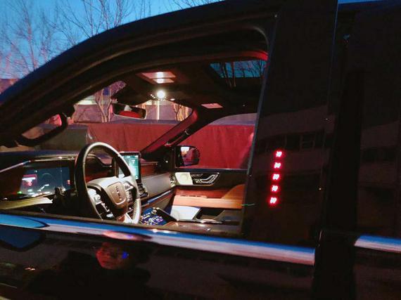 18款林肯领航员奢华现车报价优雅大气