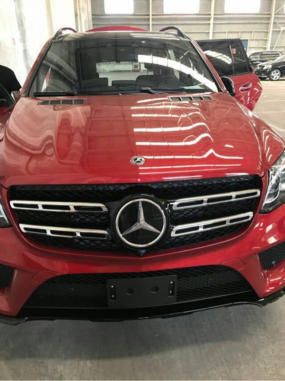 2018款奔驰GLS450 品质越野车魅力难挡