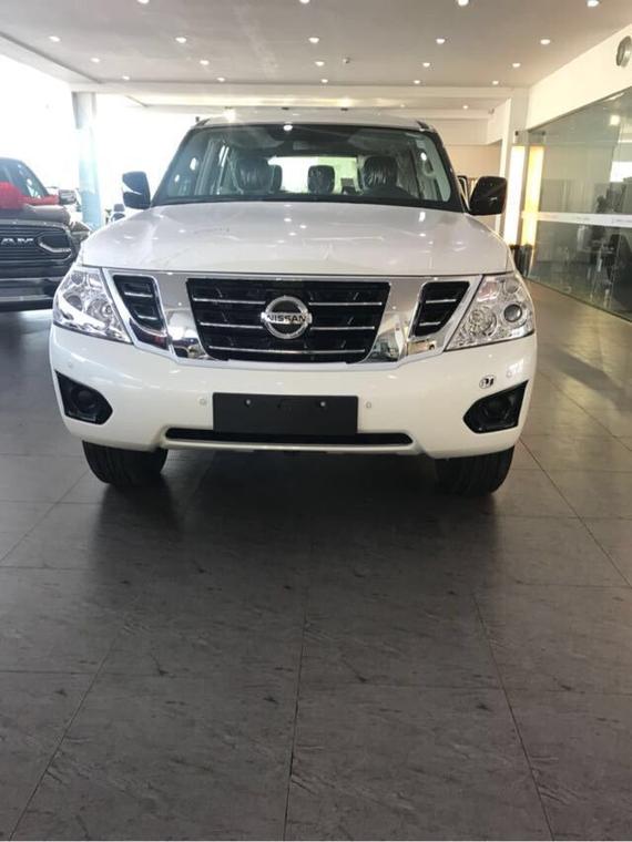 2018款中东版尼桑途乐4.0 XE汽油疯狂抢