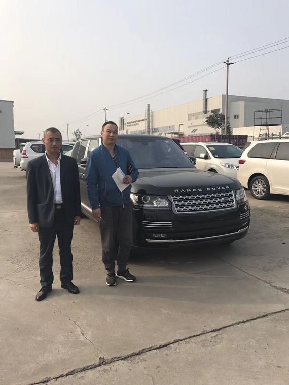 18款路虎揽胜运动版汽油3.0T动力时尚