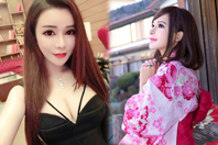 同济校花置身麦田神情陶醉