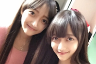 同济校花置身麦田神情陶醉