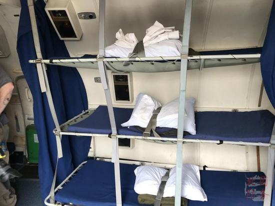 Ԥ����һ����Ҫ��ʱ�����ռ��ӣ�Ϊ���û�����Ա��Ϣ���ɻ�������м򵥴���Ĵ��̡�