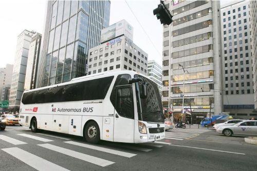韩国电信获准在公共道路上试驾大型自动驾驶巴士