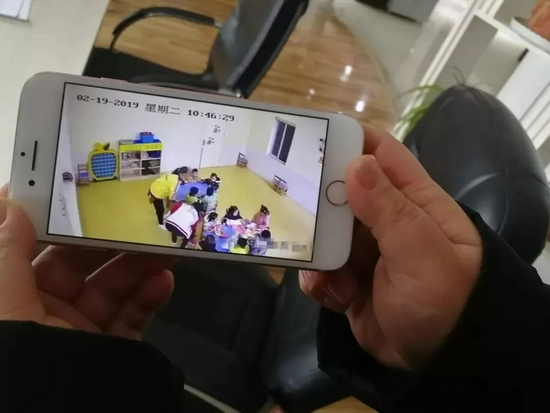 △ 某幼儿园公共视频,来源:中青网“青小小”微信公众号