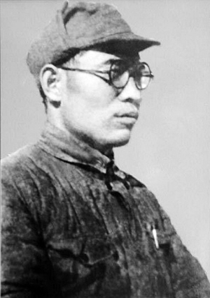 肖劲光向高岗道歉事件来龙去脉 毛泽东居中演