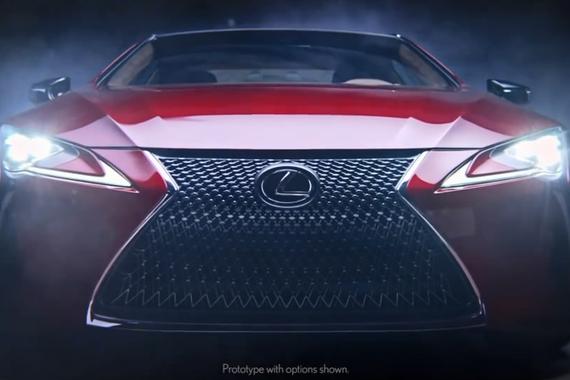 视频：为对抗全世界而来！雷克萨斯LC500