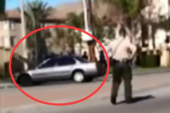 视频：无人驾驶汽车发生故障！不停旋转