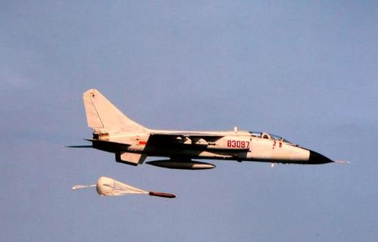 �й��վ��ߺ�-7Aս����ը�� 