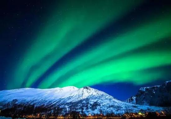 2016全球12个最美自驾旅行地,就去这里!